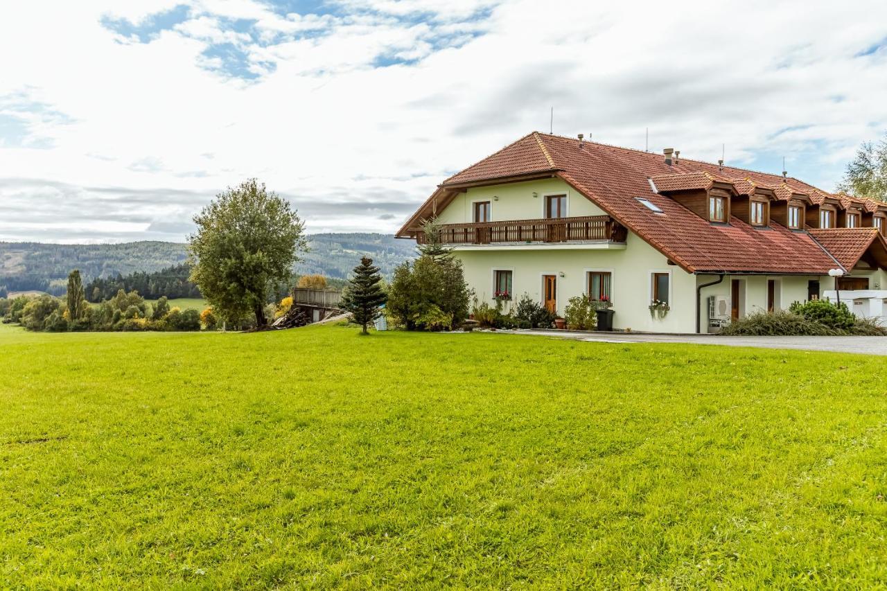 Apartamento Benesovka Vacov Exterior foto